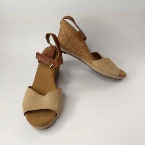 Clarks Soft Cushion Collection Textured Faux Leather Suede Open Toe Cork Size 7M